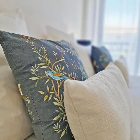 Mc - With Pool Alcantarilha