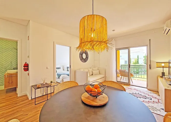 Mc - With Pool شقة ألكانتيريا