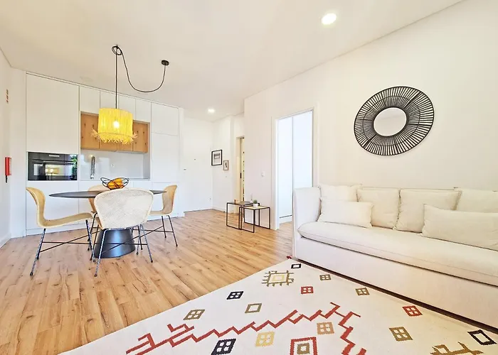 Mc - With Pool ألكانتيريا